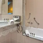 Savigny Frankfurt 4*