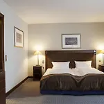 Savigny Frankfurt 4*