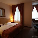 Savigny Frankfurt Hotel