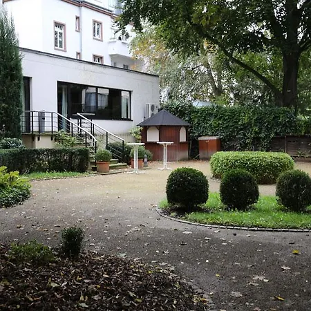 Hotel Savigny Frankfurt