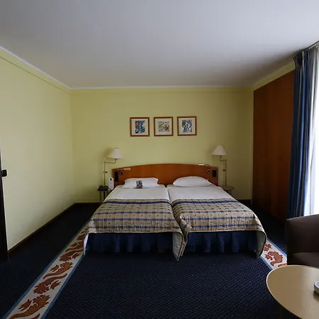 Hotel Savigny Frankfurt