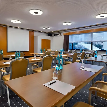 Savigny An Der Messe By Ans - New Opening -