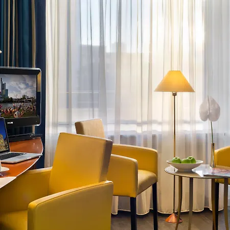Hotel Savigny An Der Messe By Ans - New Opening - 4*