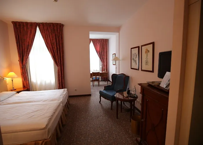 Hotel Savigny Frankfurt 4*